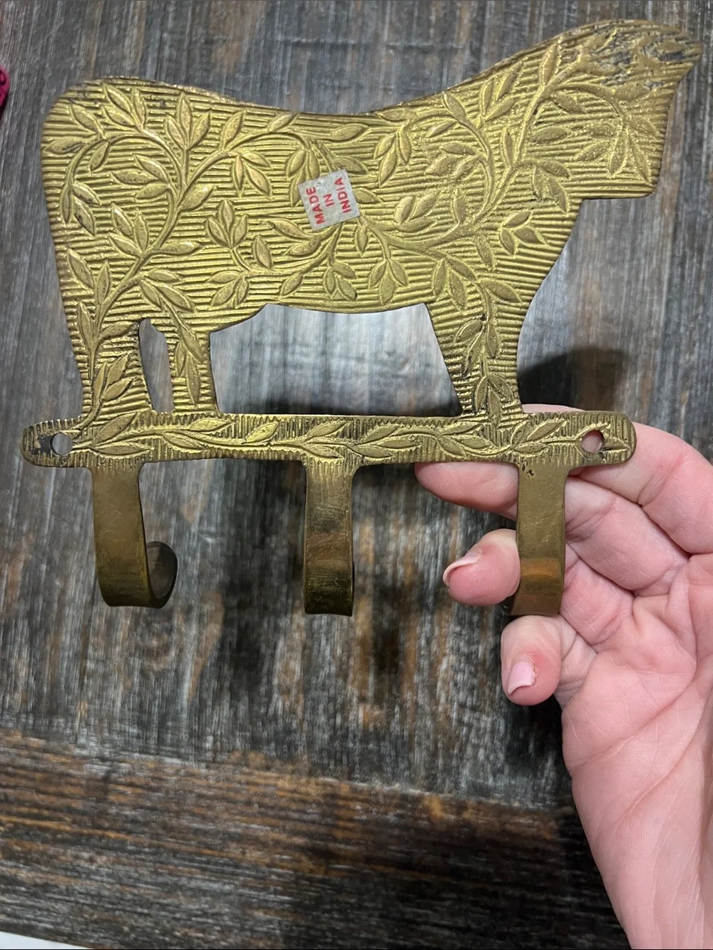 Vintage Cow Metal Wall Hook Rack in Cream and Brown